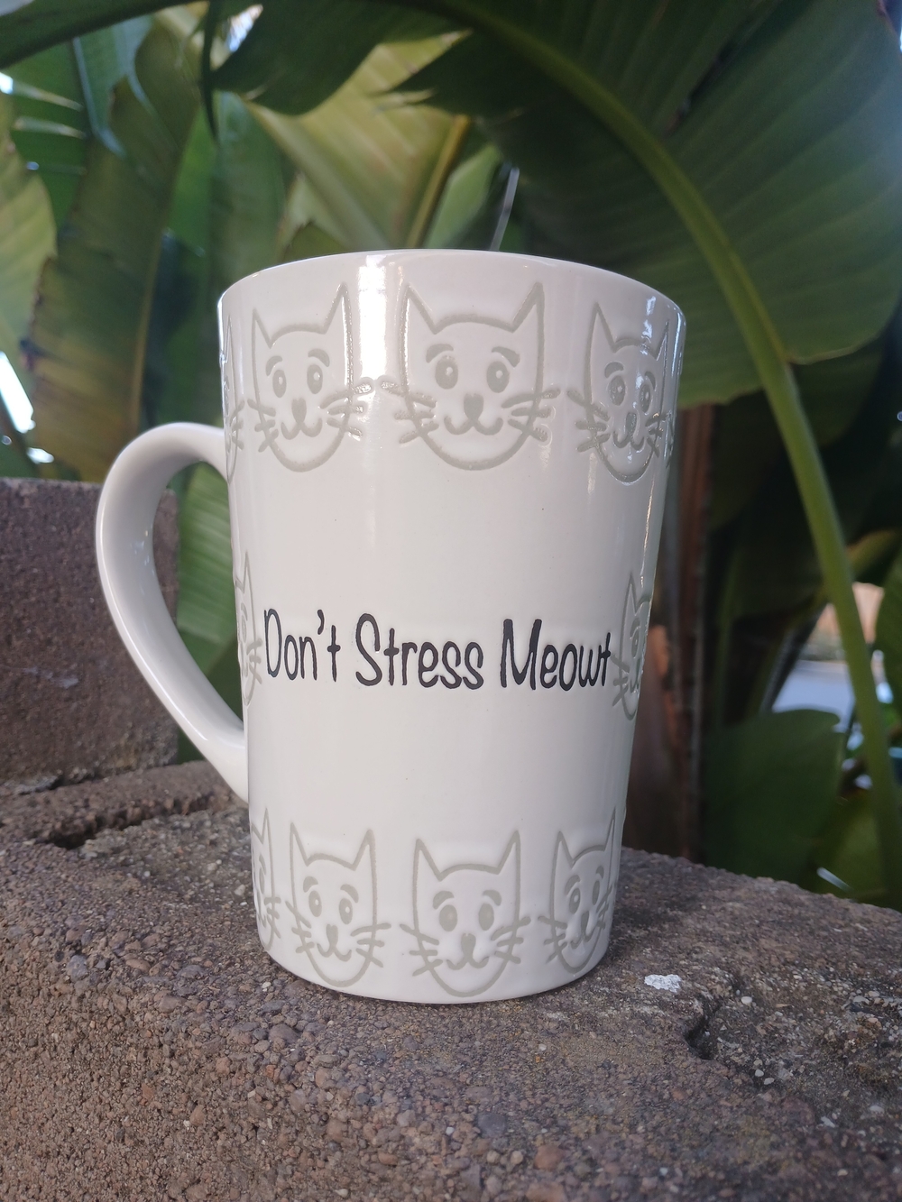 Don't Stress Meowt Cat Mug - White with Light Gray Cat Faces
